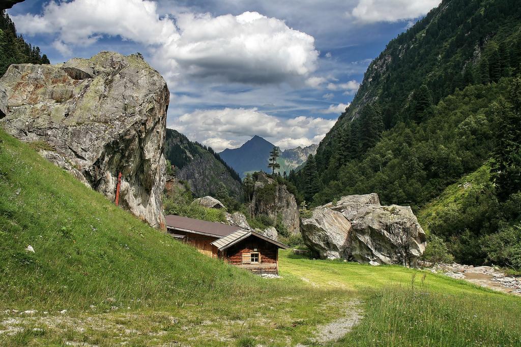 Alpen Appartements Hochmuth Mayrhofen Ngoại thất bức ảnh